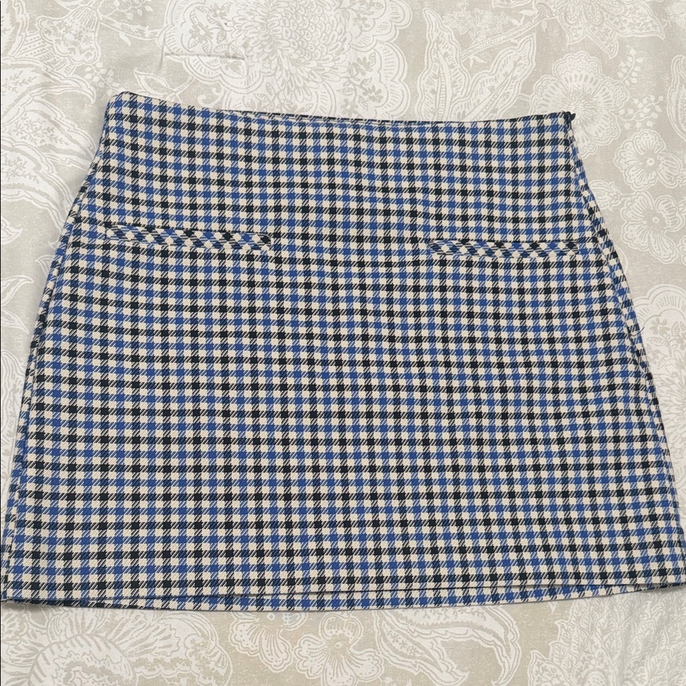 Zara Blue and White Houndstooth Mini Skirt